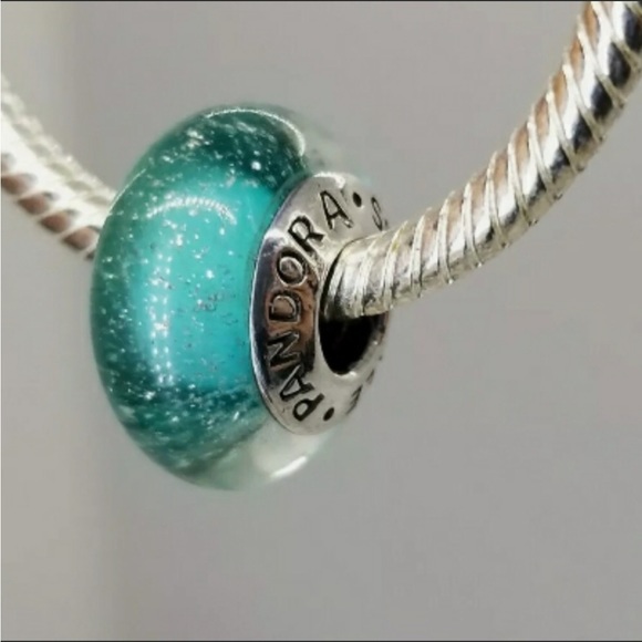 Pandora Disney Ariel dress, Murano and princess tiara charm set. - Picture 11 of 11